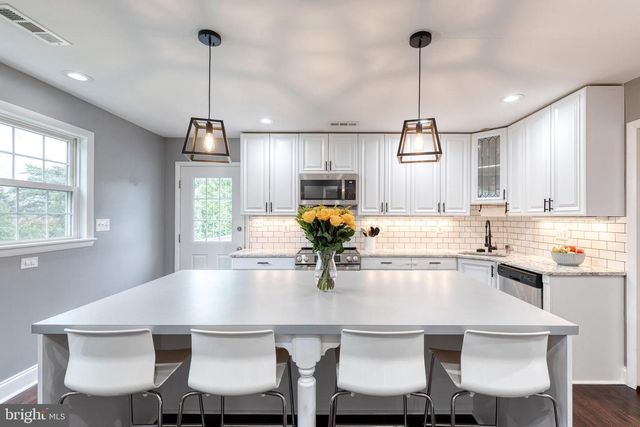 5145 BARTHOLOW RD, Sykesville, MD 21784