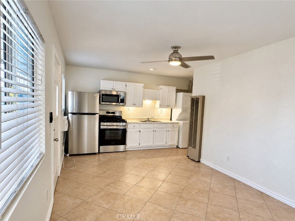 329 S Hewes Street, Orange, CA 92869 — photo 2