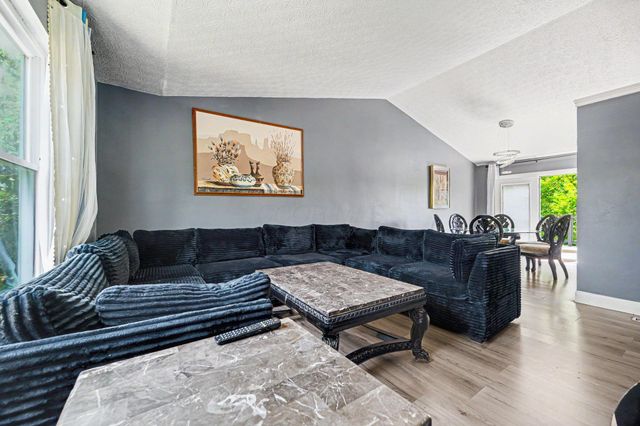 6223 Northbend Drive, Canal Winchester, OH 43110