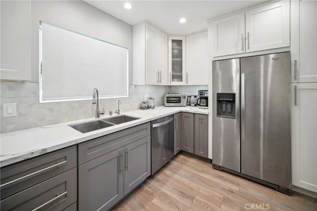 8434 Oakdale Avenue, Winnetka, CA 91306