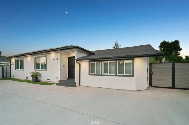 8434 Oakdale Avenue, Winnetka, CA 91306