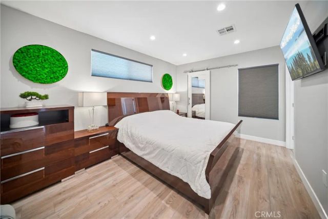 8434 Oakdale Avenue, Winnetka, CA 91306