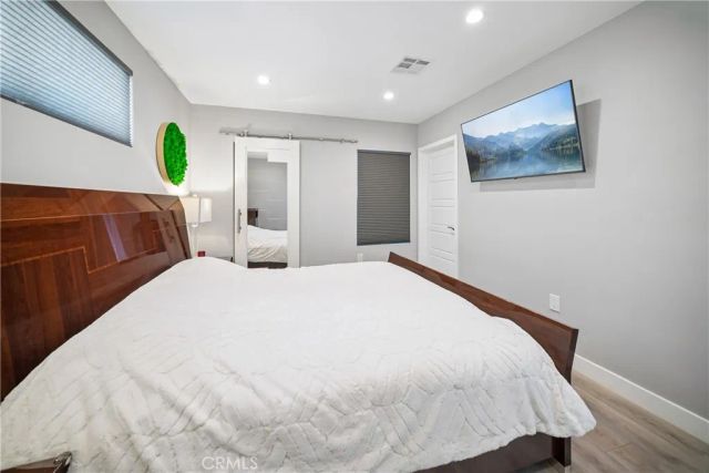 8434 Oakdale Avenue, Winnetka, CA 91306