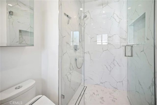 8434 Oakdale Avenue, Winnetka, CA 91306