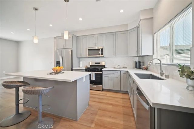 8434 Oakdale Avenue, Winnetka, CA 91306
