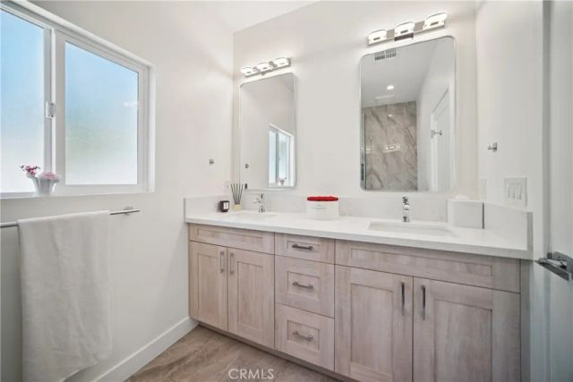 8434 Oakdale Avenue, Winnetka, CA 91306