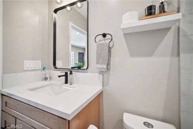 8434 Oakdale Avenue, Winnetka, CA 91306