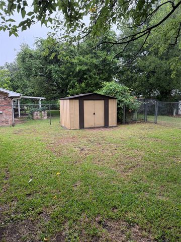 2545 Phelps Street, Stephenville, TX 76401