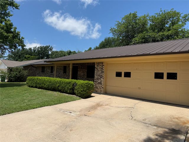 2545 Phelps Street, Stephenville, TX 76401