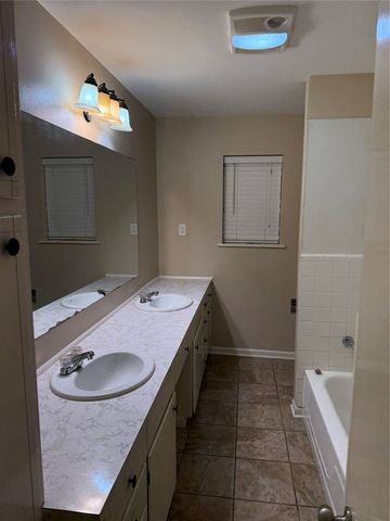 2545 Phelps Street, Stephenville, TX 76401