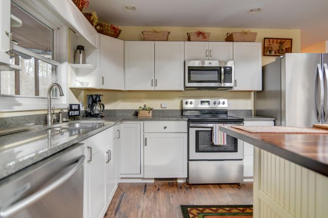 223 Cahas Mountain RD, Boones Mill, VA 24065