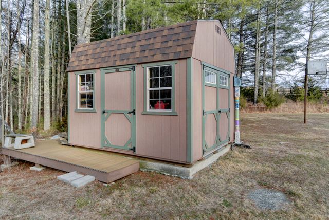 223 Cahas Mountain RD, Boones Mill, VA 24065