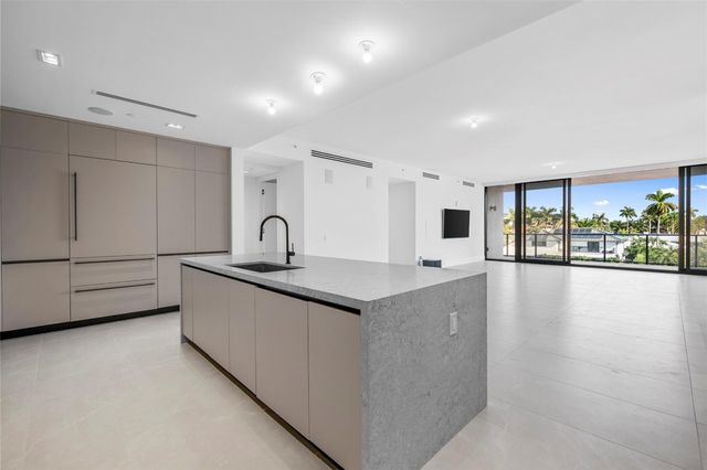 160 Isle Of Venice Drive 302, Fort Lauderdale, FL 33301