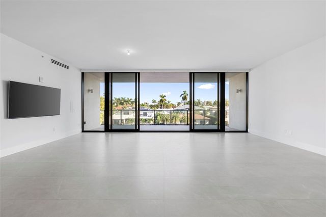 160 Isle Of Venice Drive 302, Fort Lauderdale, FL 33301