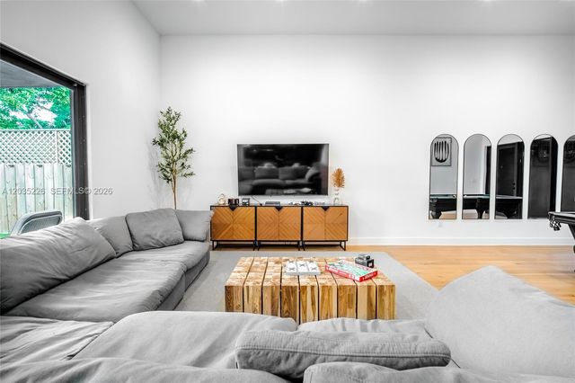 243 NW 42nd Street, Miami, FL 33127