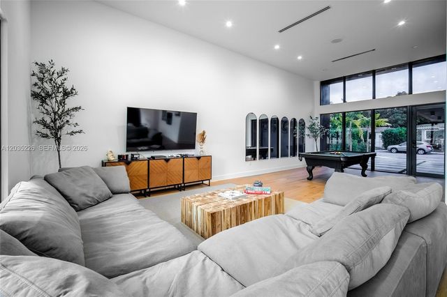 243 NW 42nd Street, Miami, FL 33127