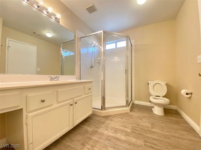 5266 Souvenir Lane, Las Vegas, NV 89118