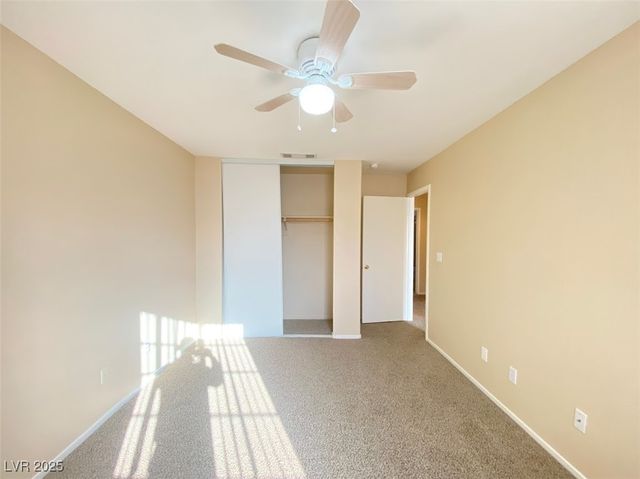 5266 Souvenir Lane, Las Vegas, NV 89118
