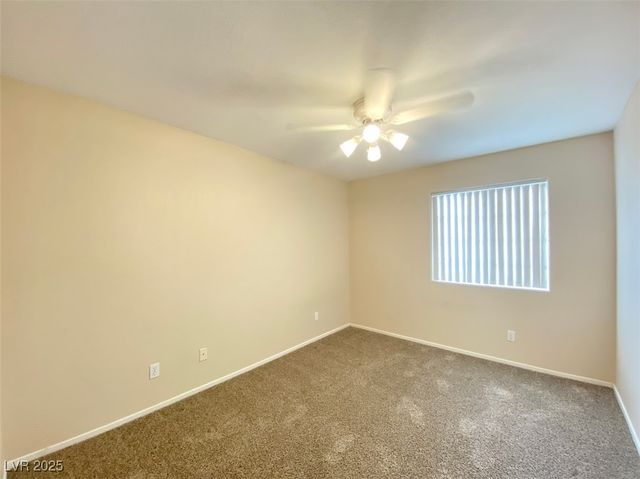 5266 Souvenir Lane, Las Vegas, NV 89118