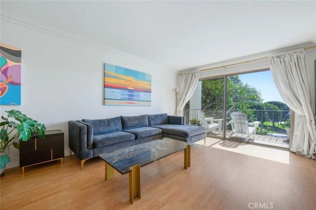 300 Cagney 206, Newport Beach, CA 92663