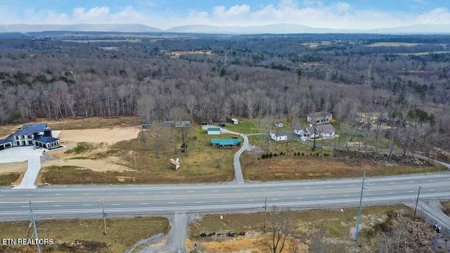 2546 Peavine Rd, Crossville, TN 38571