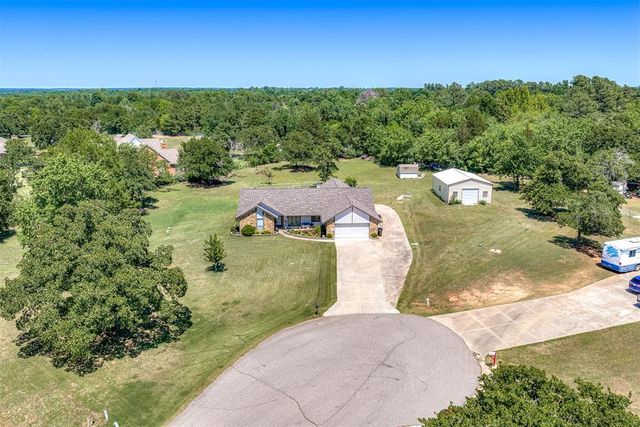 14457 Autumn Drive, Choctaw, OK 73020