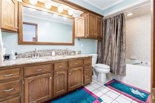 14457 Autumn Drive, Choctaw, OK 73020