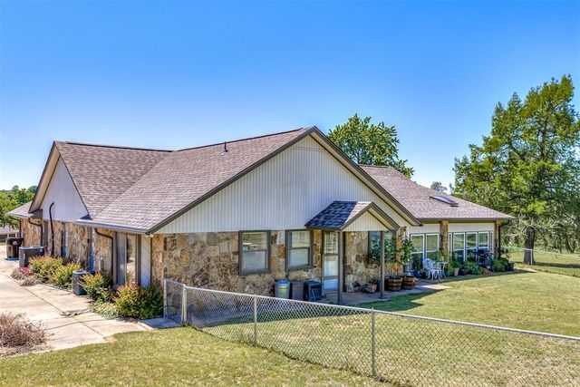 14457 Autumn Drive, Choctaw, OK 73020