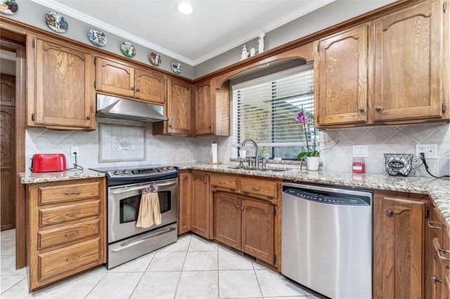 14457 Autumn Drive, Choctaw, OK 73020