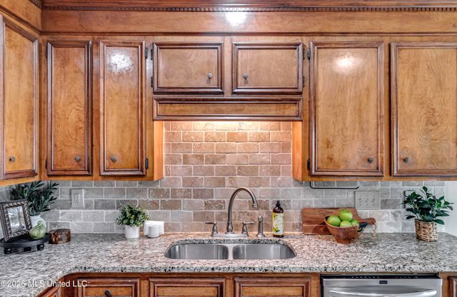 826 Riverchase Drive, Brandon, MS 39047