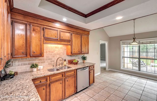 826 Riverchase Drive, Brandon, MS 39047