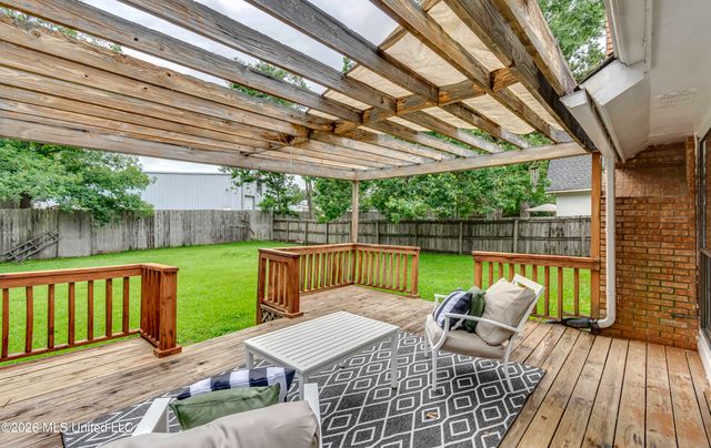 826 Riverchase Drive, Brandon, MS 39047
