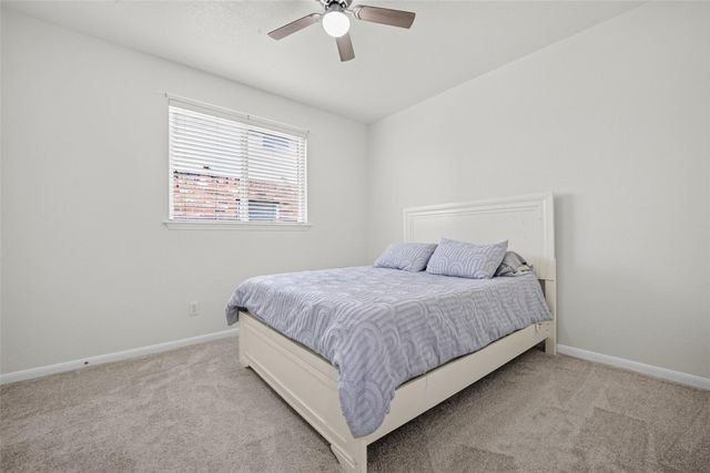 2707 Mystic Cove Lane, Pearland, TX 77584