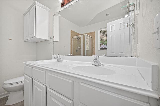 2707 Mystic Cove Lane, Pearland, TX 77584