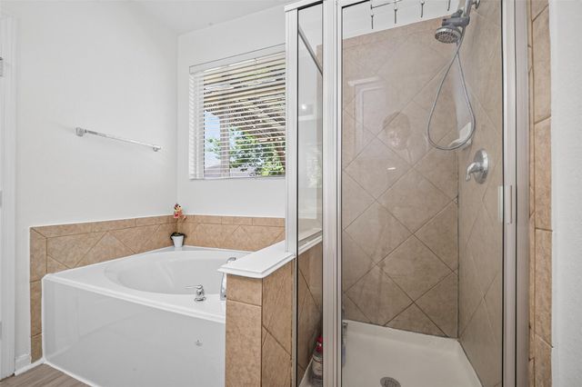 2707 Mystic Cove Lane, Pearland, TX 77584