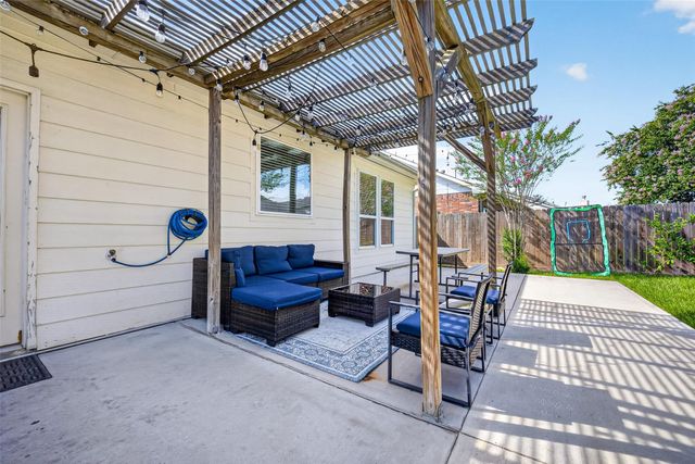 2707 Mystic Cove Lane, Pearland, TX 77584
