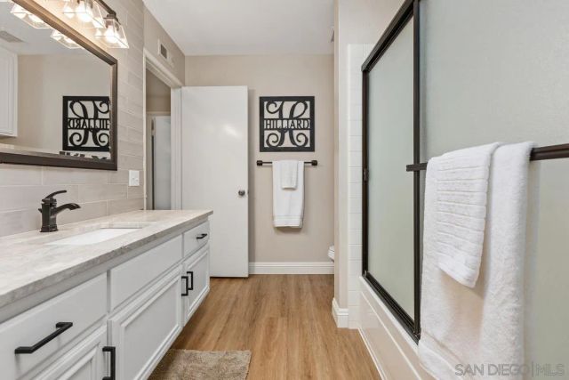 17939 Avenida Alozdra, San Diego, CA 92128