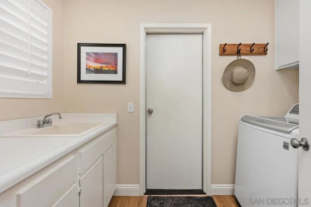 17939 Avenida Alozdra, San Diego, CA 92128