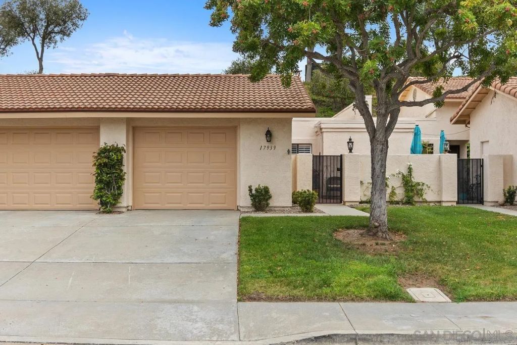 17939 Avenida Alozdra, San Diego, CA 92128