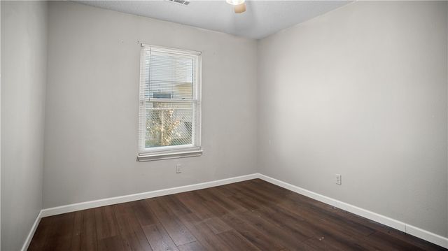 2509 SE 4th Street, Bentonville, AR 72712