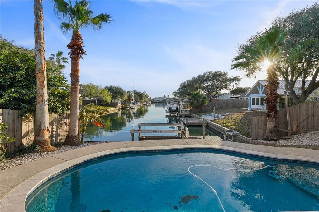 13907 Sea Horse Ave, Corpus Christi, TX 78418 — photo 2
