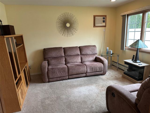 59 Pilgrim Lane, Westbury, NY 11590
