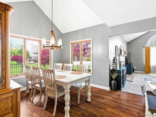 2837 Shorewood Boulevard, Fort Gratiot, MI 48059
