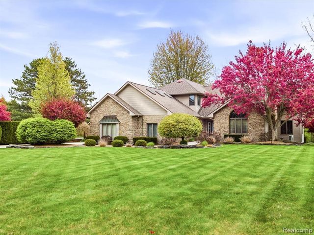 2837 Shorewood Boulevard, Fort Gratiot, MI 48059