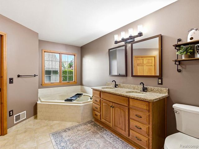 2837 Shorewood Boulevard, Fort Gratiot, MI 48059