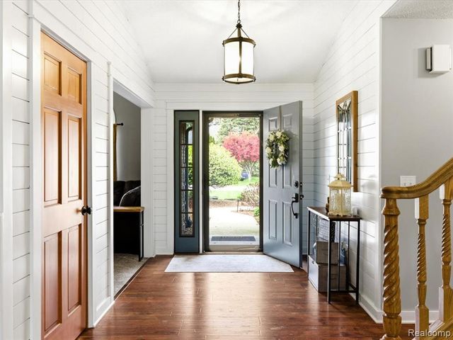2837 Shorewood Boulevard, Fort Gratiot, MI 48059