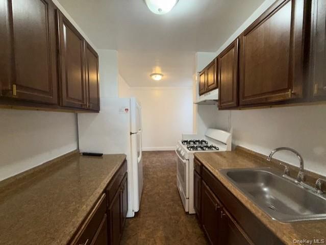 114-20 Queens Boulevard E 8, Forest Hills, NY 11375