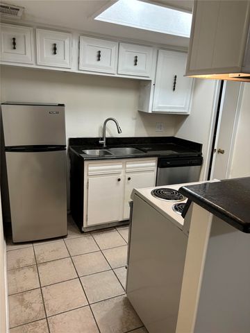 5921 Harvest Hill Road 2086, Dallas, TX 75230