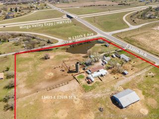 13415 E 126th Street N, Collinsville, OK 74021