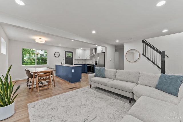 7249 Berwood Drive, Madeira, OH 45243